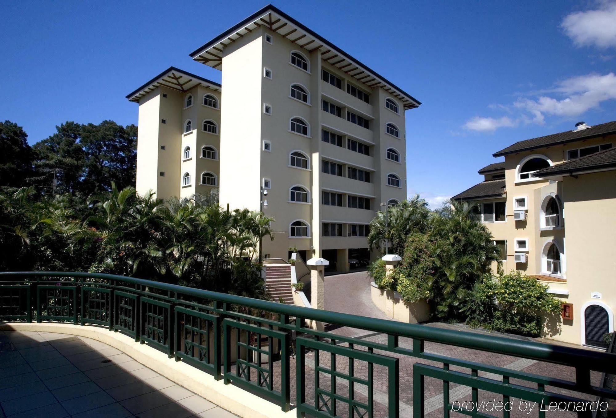 Apartotel & Suites Villas Del Rio San José Eksteriør billede