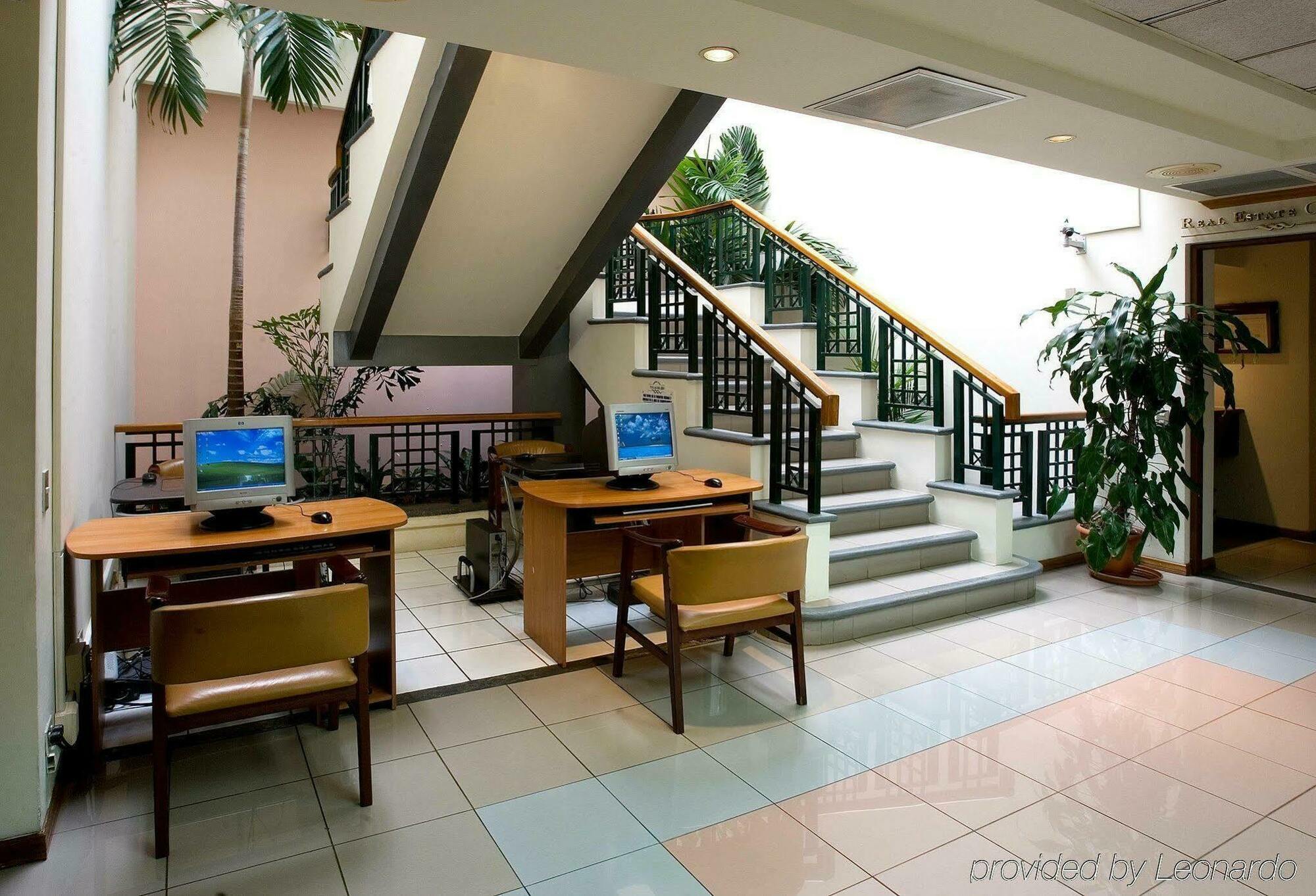Apartotel & Suites Villas Del Rio San José Eksteriør billede