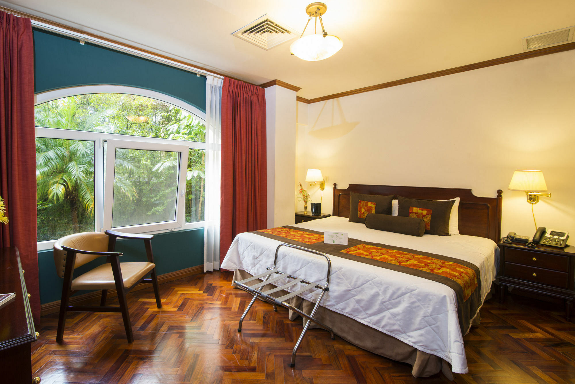 Apartotel & Suites Villas Del Rio San José Eksteriør billede